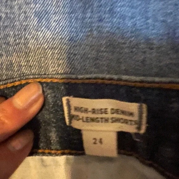 Madewell Jean shorts - Picture 3 of 4